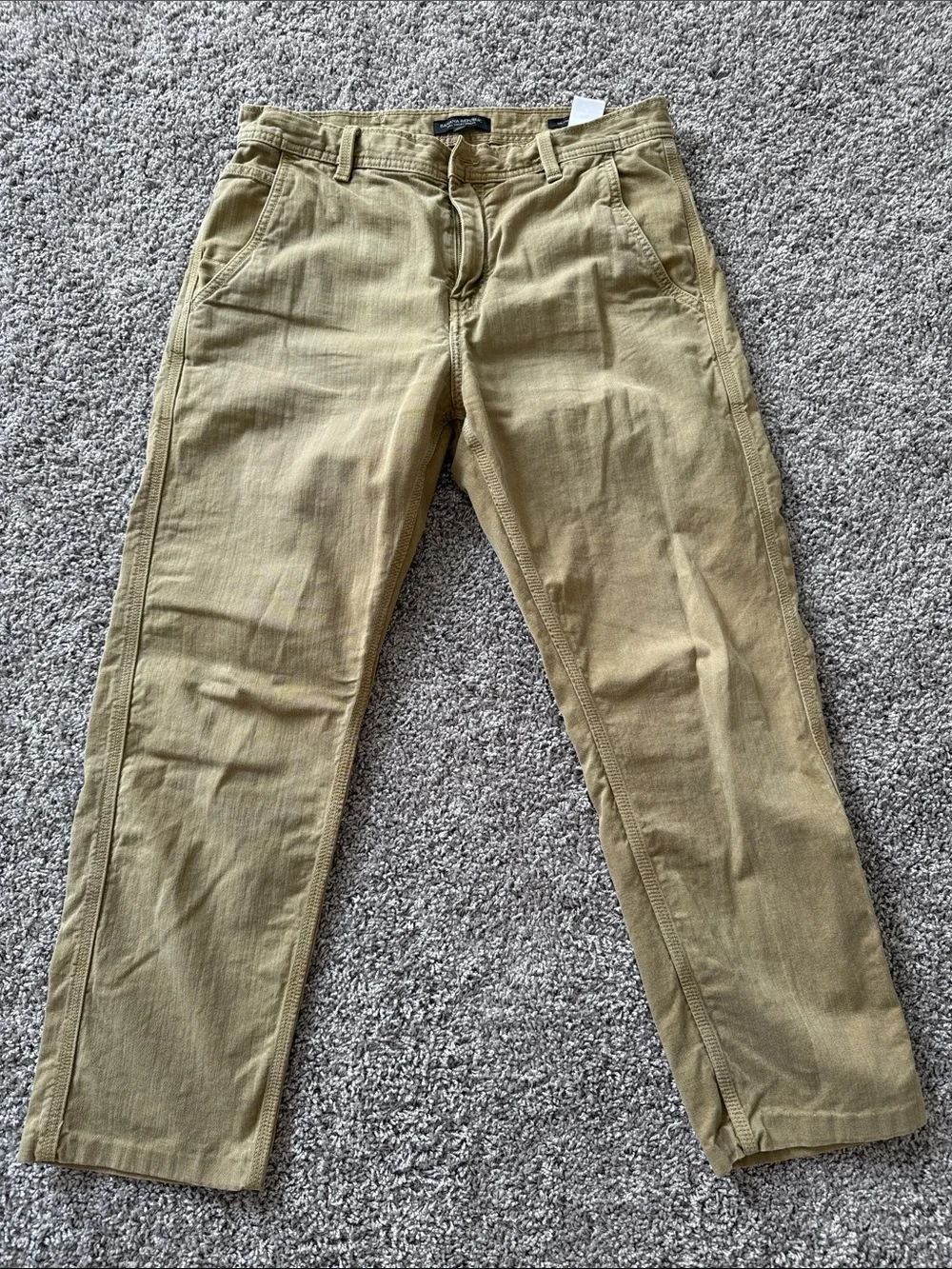 Banana Republic Men's Chinos (Whiskey)